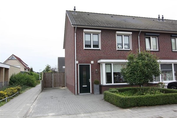 Valeriaan 16, Westerhaar-Vriezenveensewijk